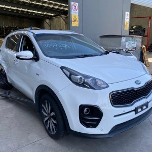 Car Wreckers - Kia Sportage 2017 White Auto Diesel