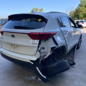 Car Wreckers - Kia Sportage 2017 White Auto Diesel