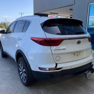 Car Wreckers - Kia Sportage 2017 White Auto Diesel