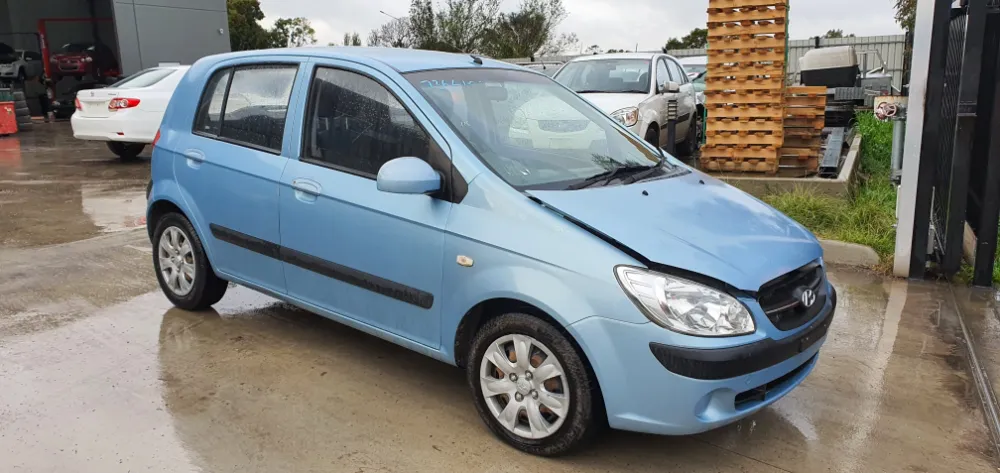 Car Wrecking Hyundai 7