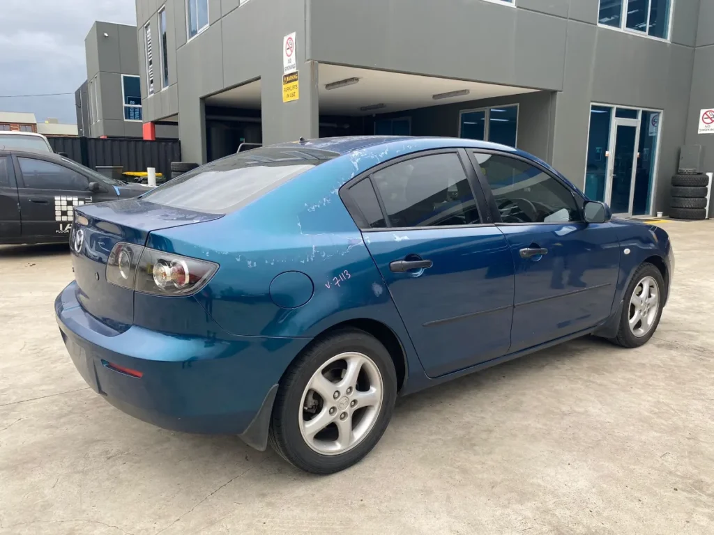 Car Wrecking - MAZDA 3 2006