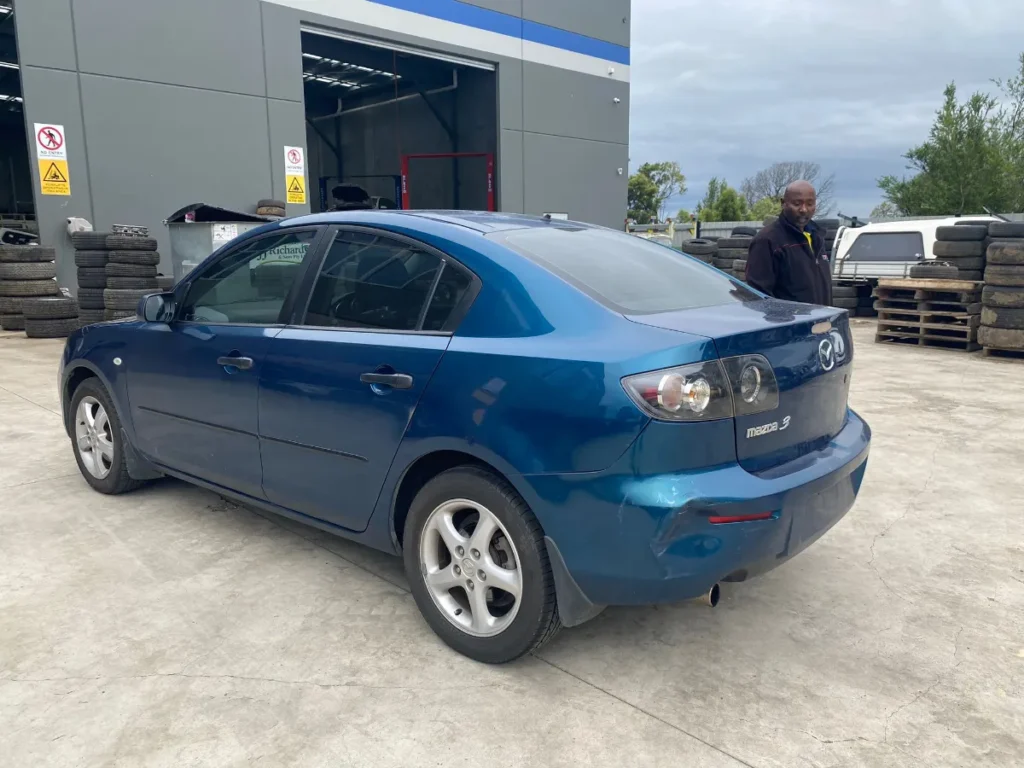 Car Wrecking - MAZDA 3 2006