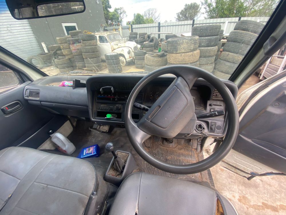 Car Wreckers - Toyota Hiace 1997