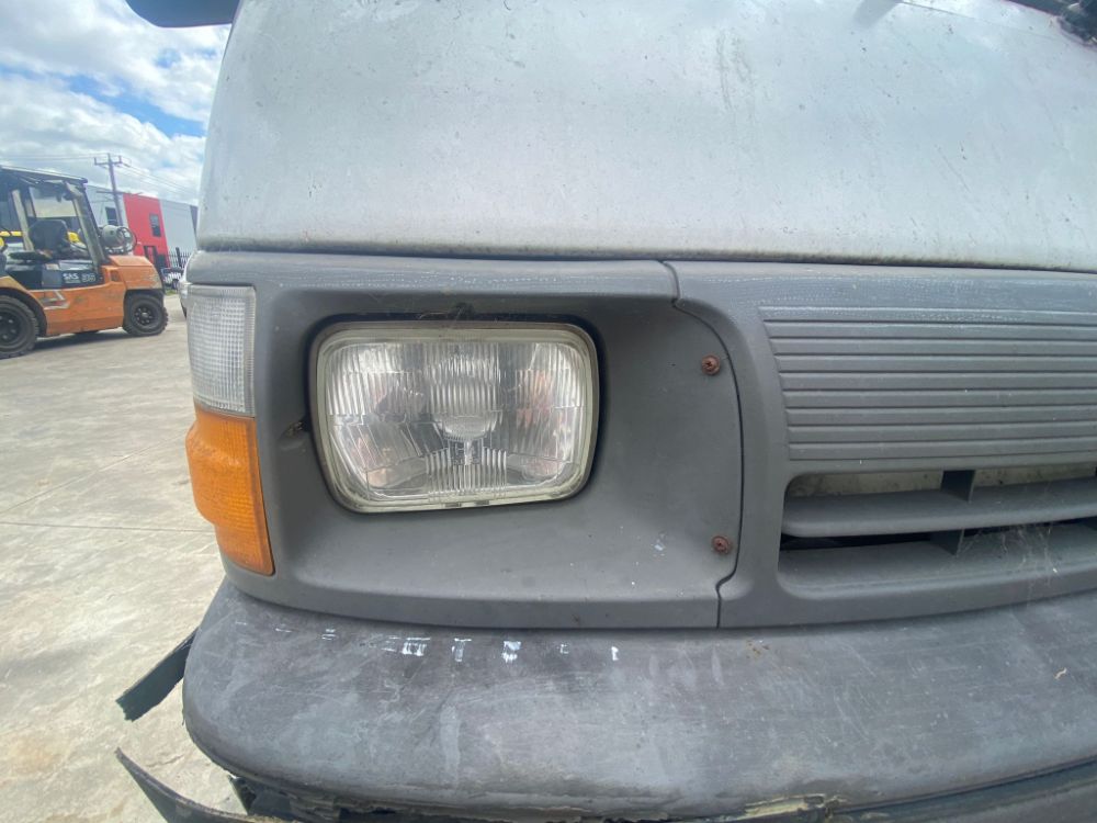 Car Wreckers - Toyota Hiace 1997