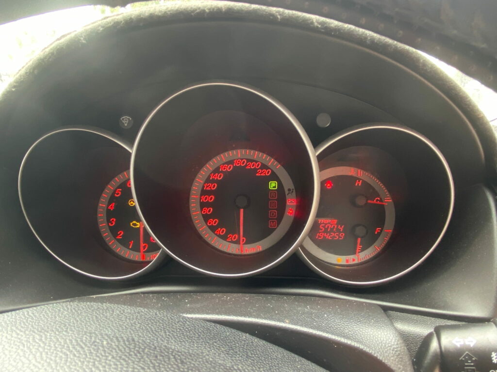 Car Wreckers - Mazda 3 2004