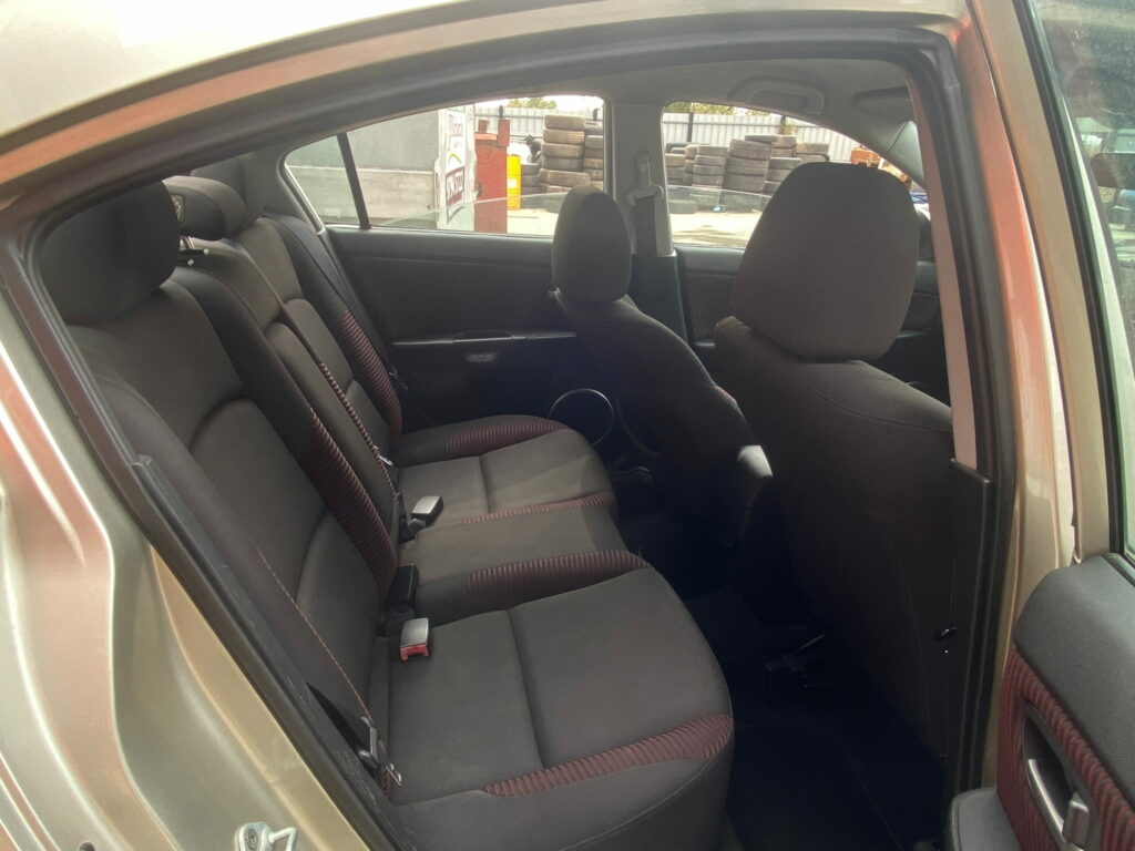 Car Wreckers - Mazda 3 2004