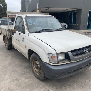 Car Wreckers - Toyota Hilux 2004