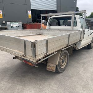 Car Wreckers - Toyota Hilux 2004