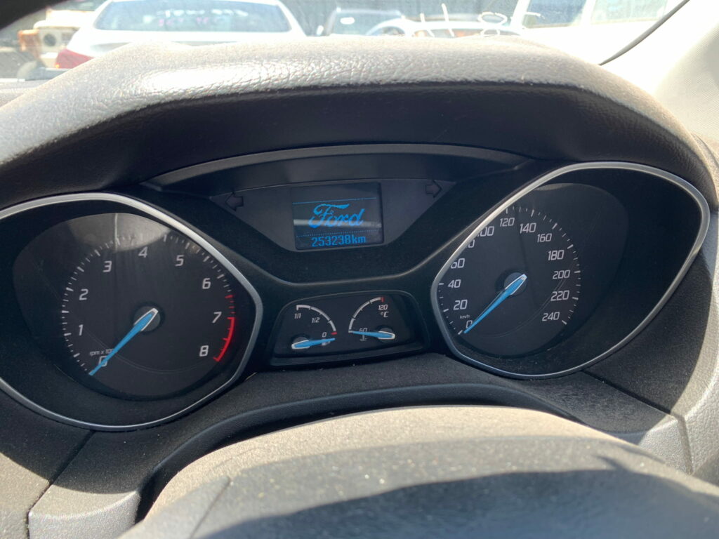 Car Wreckers - Ford Focus 2011