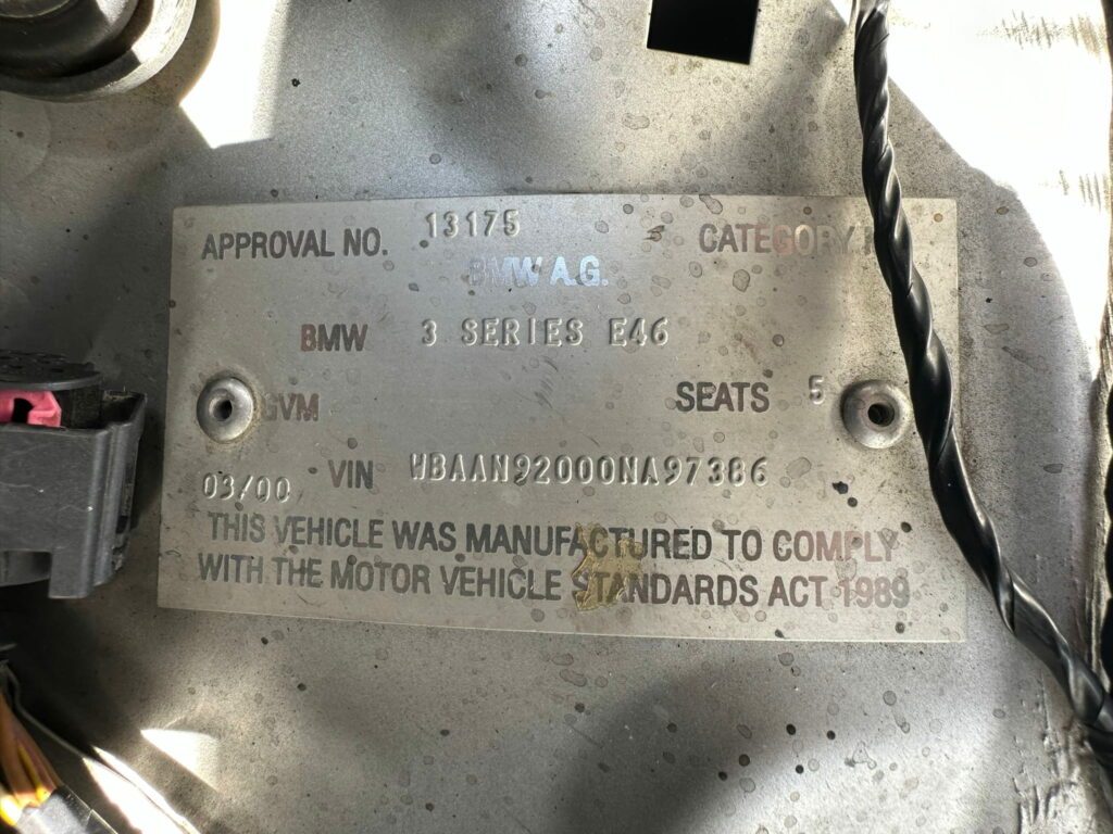 Car Wreckers - BMW 318I 2000