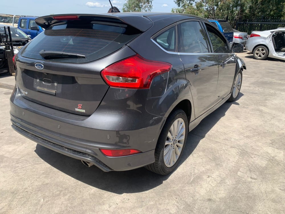 car wreckers Ford Focus 2018