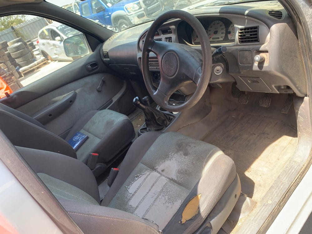 car wreckers Ford Courier 2005