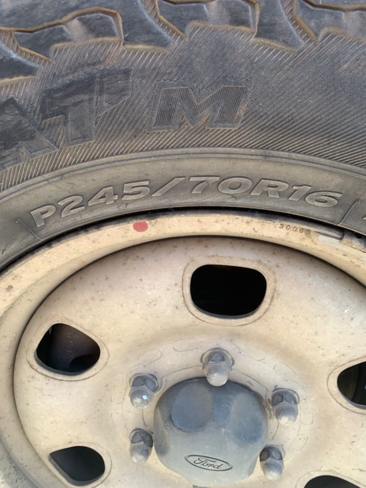 car wreckers Ford Courier 2005