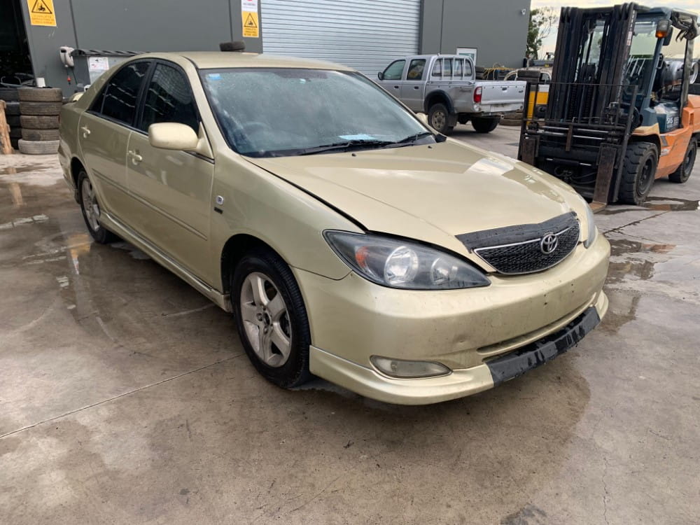 car wreckers toyota camry 2003