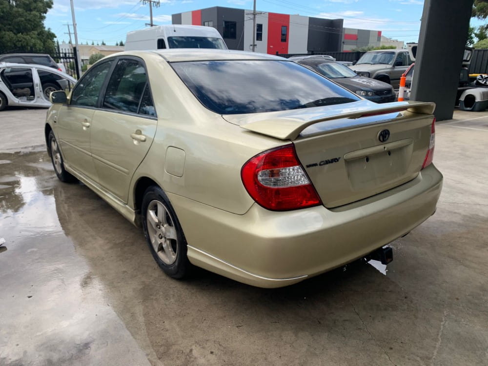 car wreckers toyota camry 2003