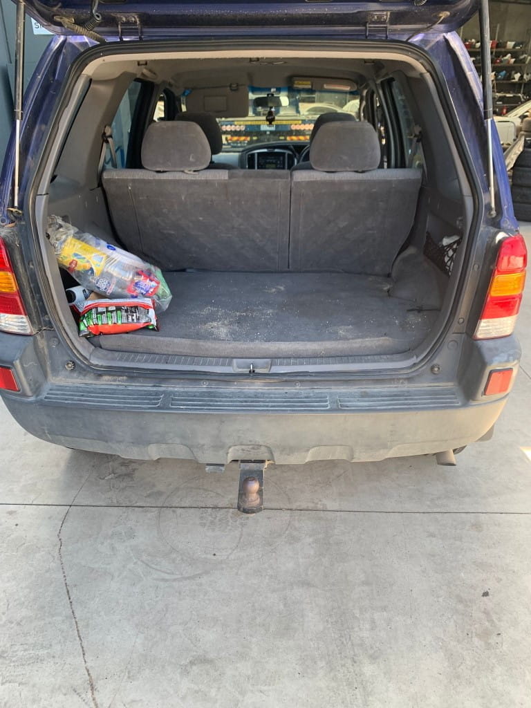 Car Wreckers - Ford Escape 2003