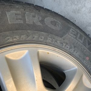 Car Wreckers - Ford Escape 2003