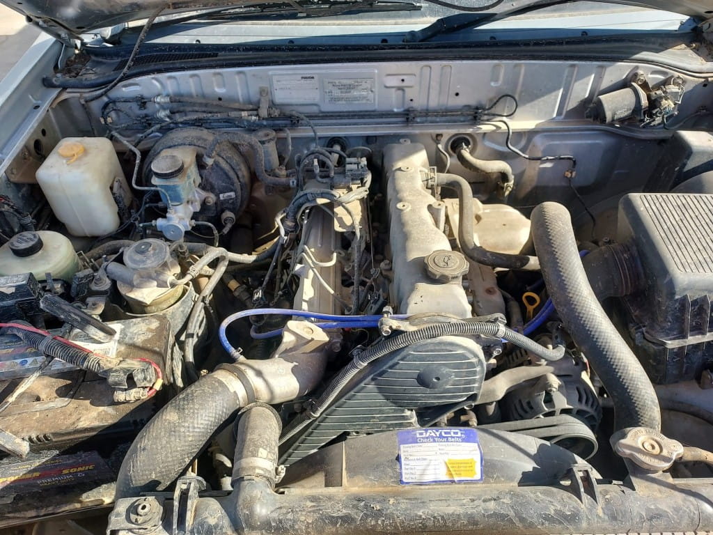 Car Wreckers - Mazda Bravo 2000