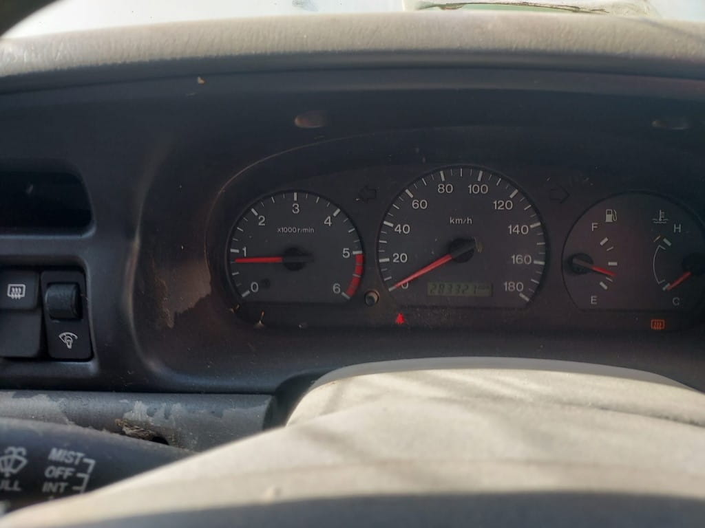 Car Wreckers - Mazda Bravo 2000