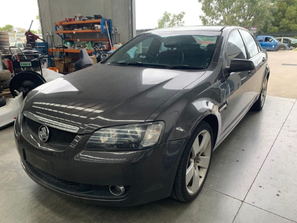 Car Wreckers - Holden Calais 2006