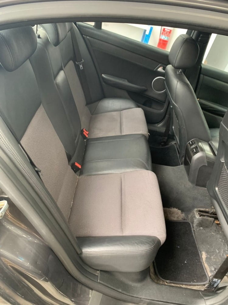 Car Wreckers - Holden Calais 2006