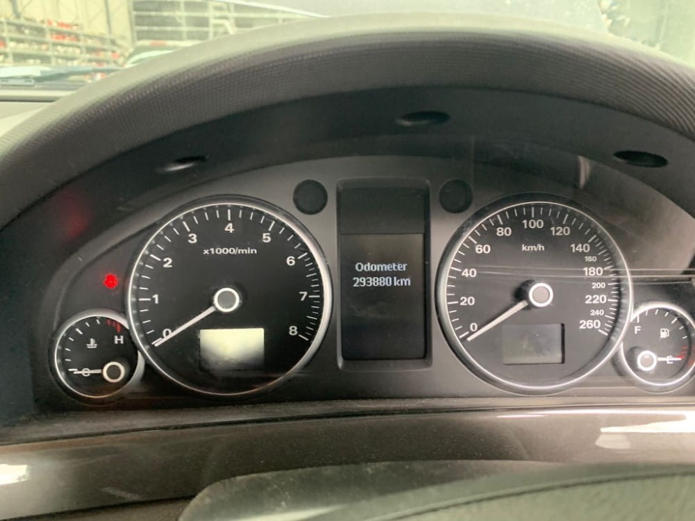 Car Wreckers - Holden Calais 2006