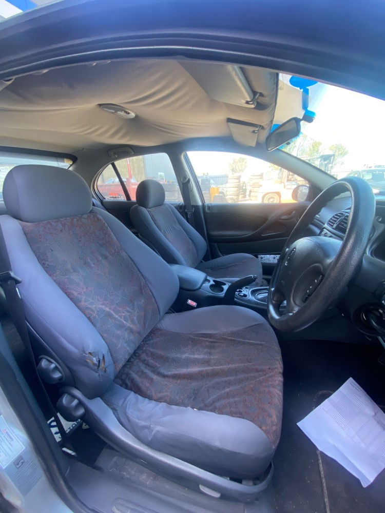 Car Wreckers - Holden Commodore 2000