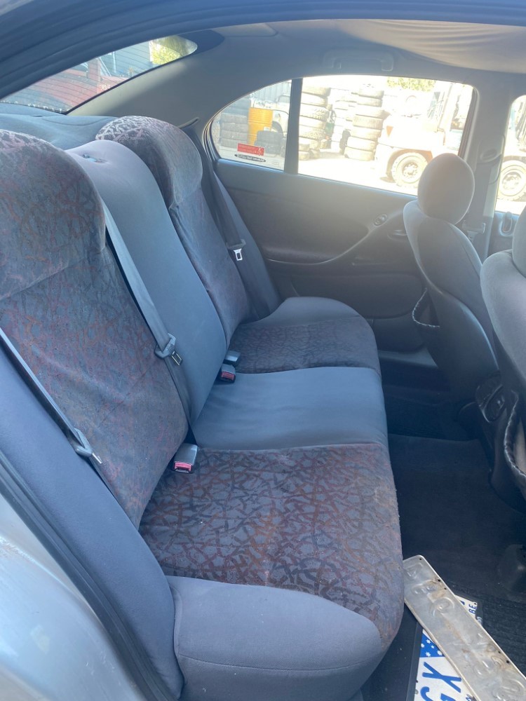 Car Wreckers - Holden Commodore 2000