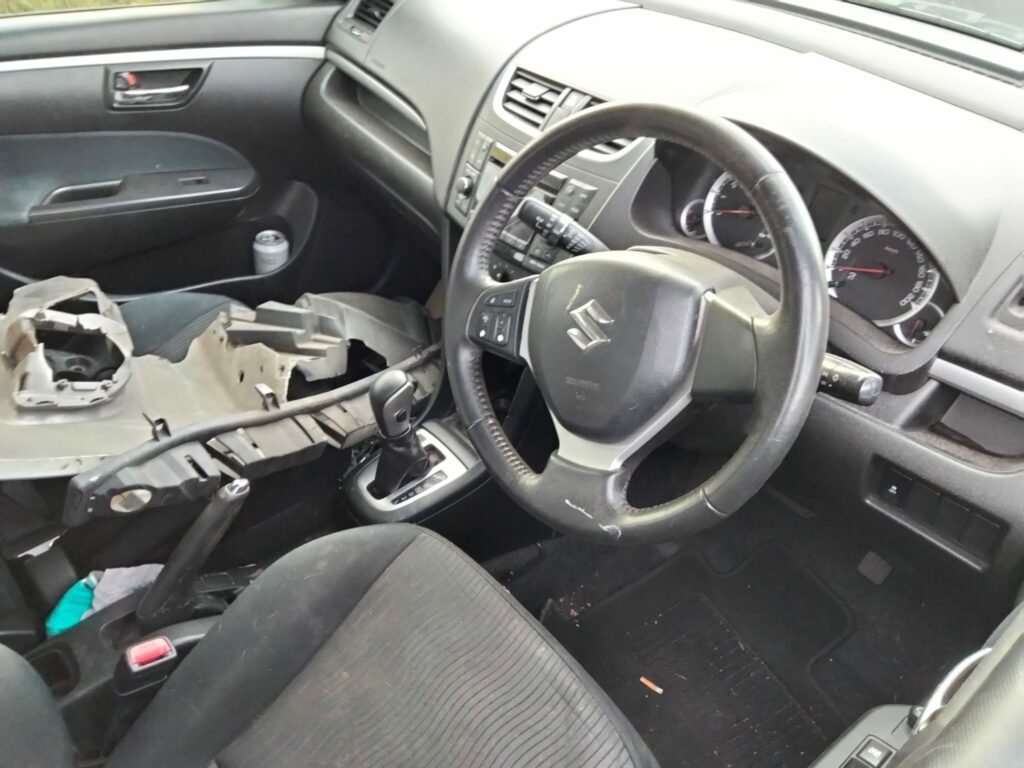 Car Wrecking Suzuki Swift 2012 6