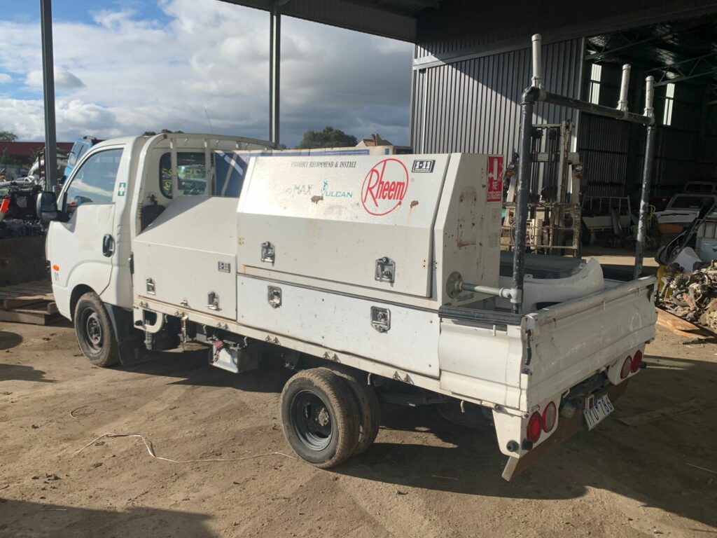 Car Wrecking Kia K2700 2006 2