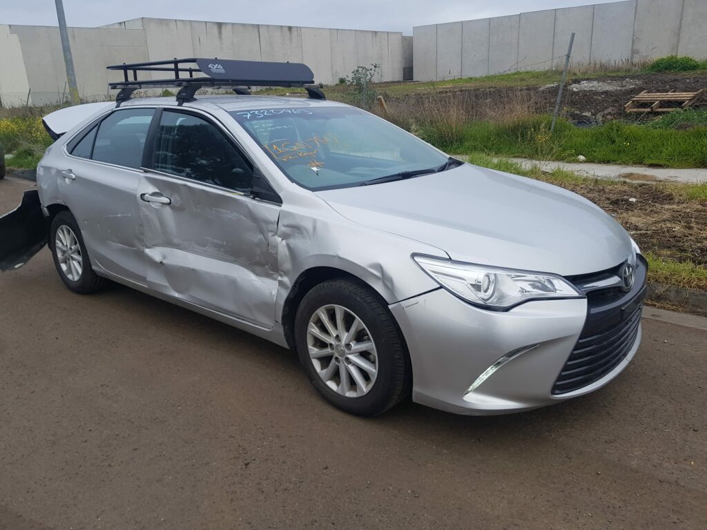 Car Wrecking Toyota Camry 2015 8