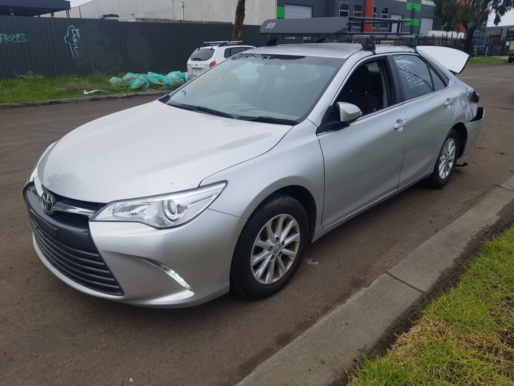 Car Wrecking Toyota Camry 2015 5