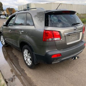 Car Wrecking Kia Sorento 2011 4