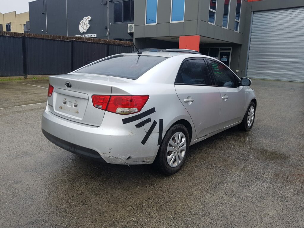 Car Wrecking Kia Cerato 2009 5