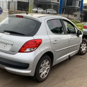 Car Wrecking Peugeot 207 6