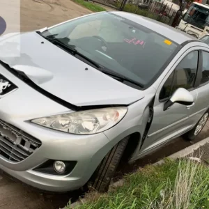 Car Wrecking Peugeot 207 5