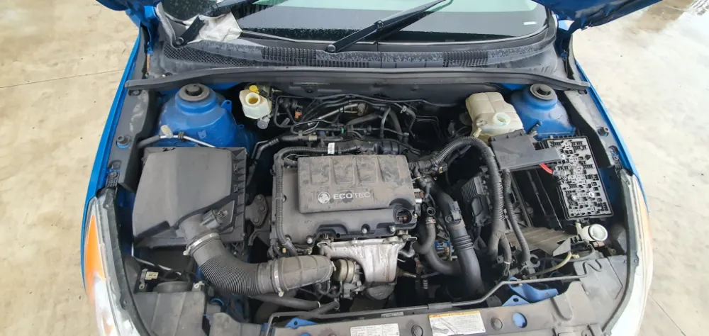 Car Wrecking Holden 6