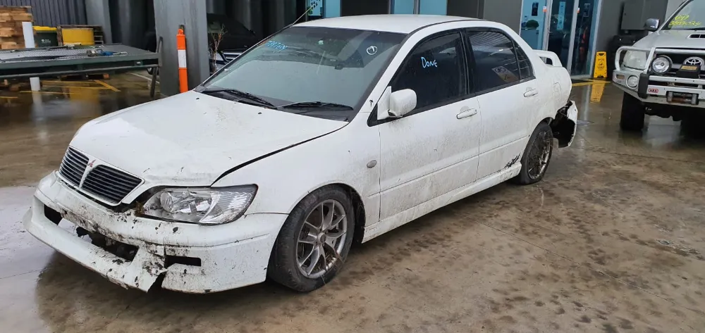 Car Wrecking Mitsubishi 1