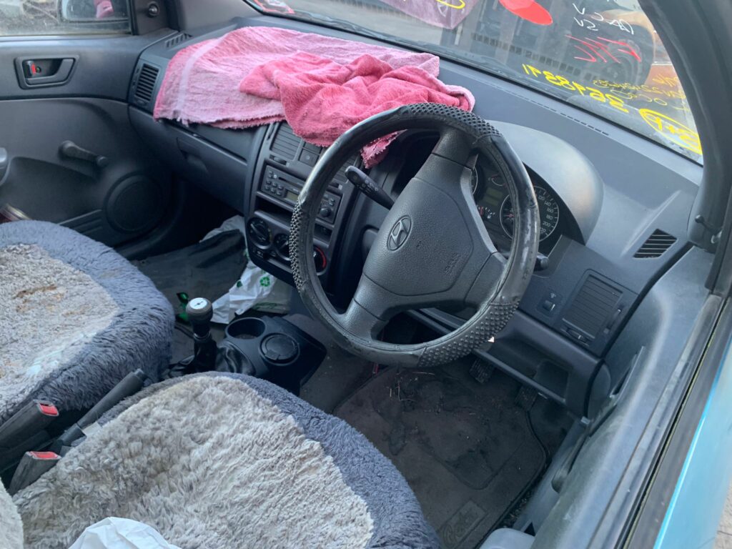 Car Wrecking Hyundai Getz 2003 4