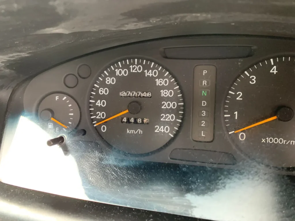 car wrecking - MITSUBISHI MAGNA 1996