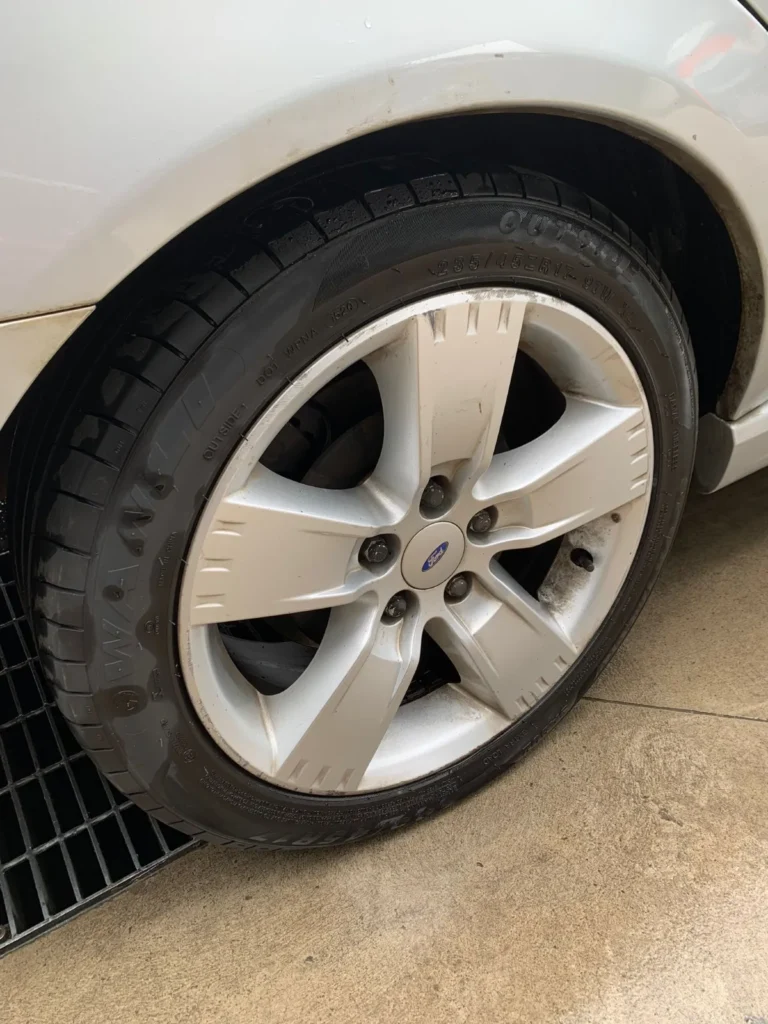 car wrecking FORD FAIRMONT BA 2004