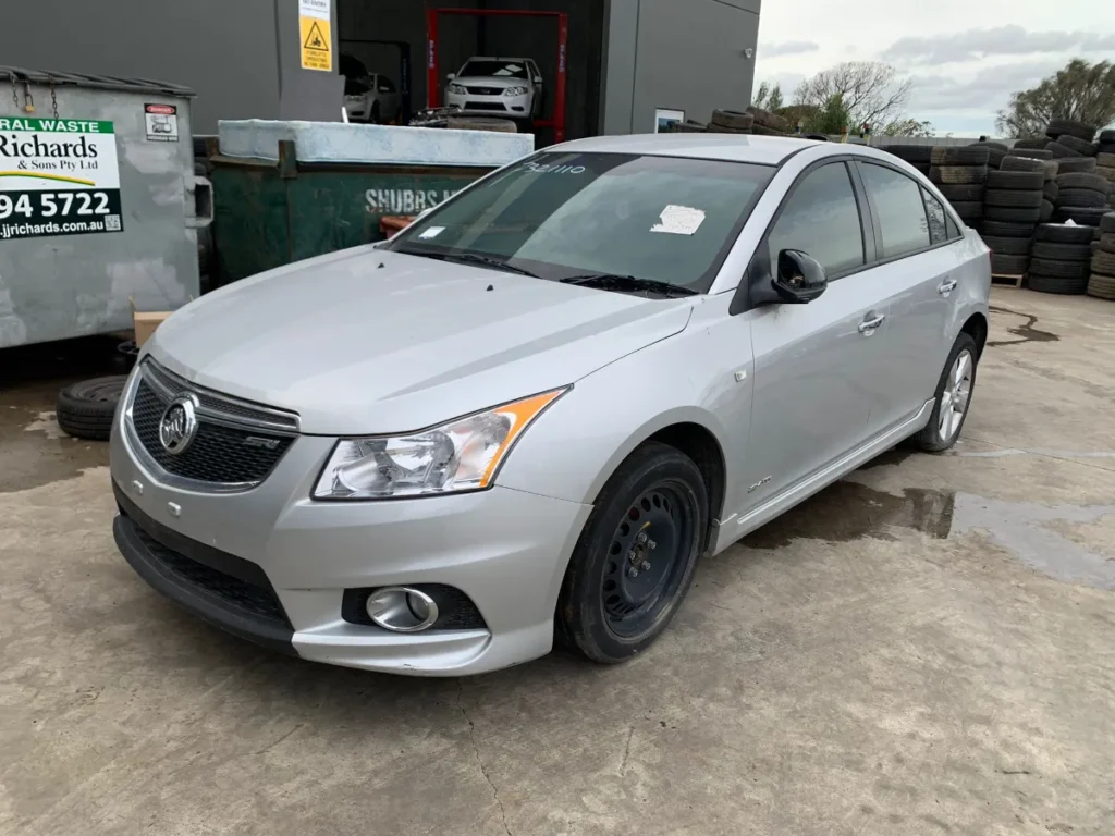 car wrecking HOLDEN CRUZE 2012