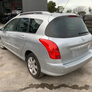 car wrecking PEUGEOT 308 2010