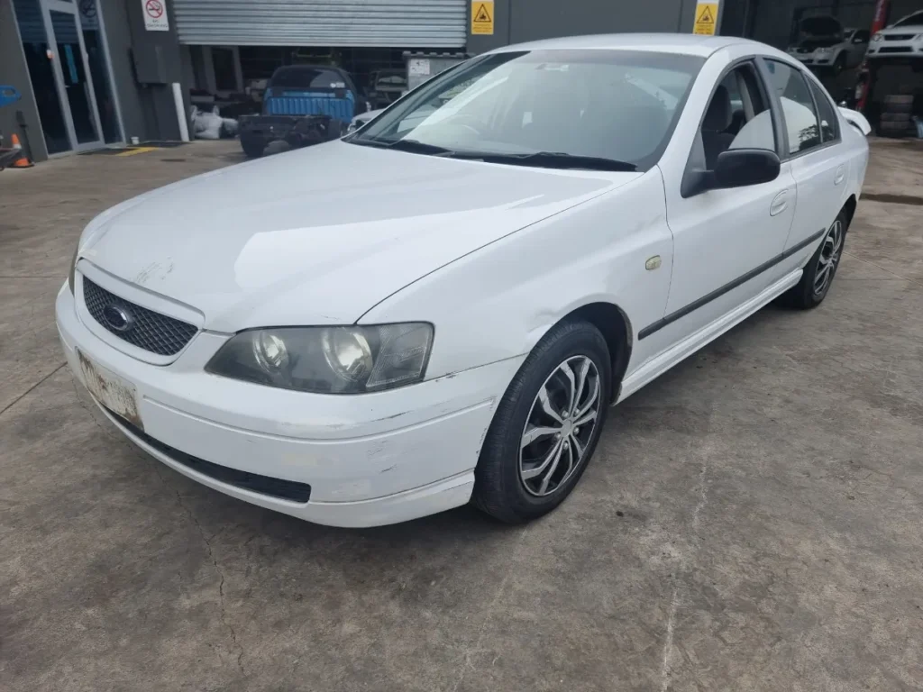 Car Wrecking - Ford Falcon 2001
