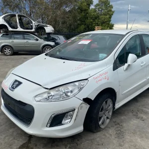 car wrecking - PEUGEOT 308 2014