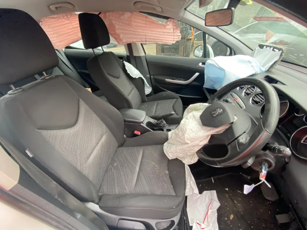 car wrecking - PEUGEOT 308 2014