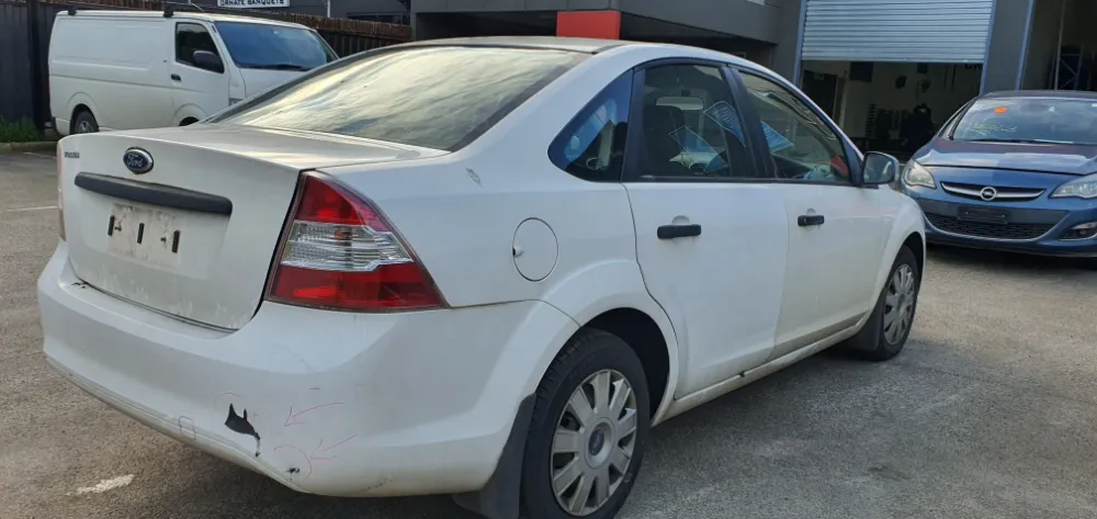 Car Wrecking - Ford Focus