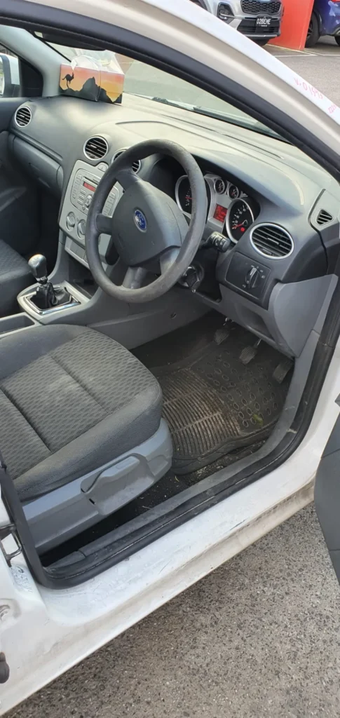 Car Wrecking - Ford Focus