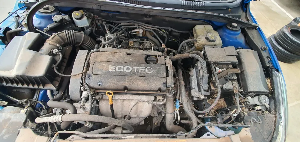 Car Wrecking - Holden Cruze