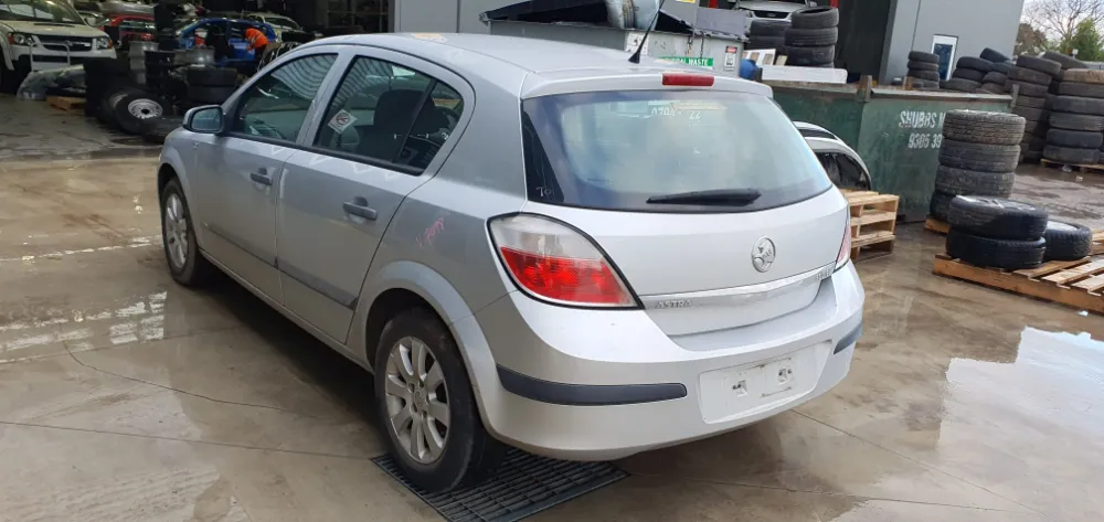 Car Wrecking - Holden Astra